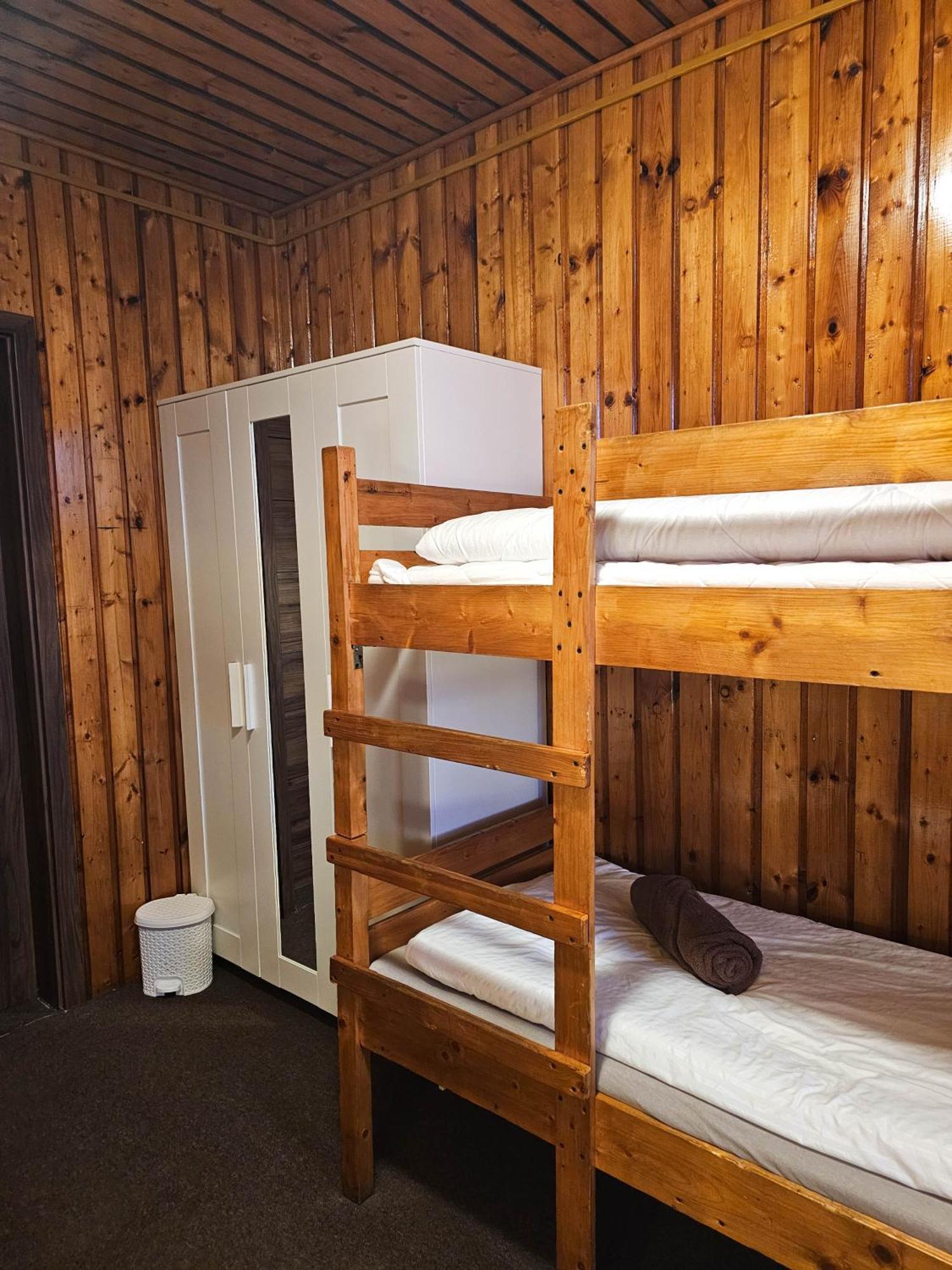 Schronisko Gosciniec Rownica Ustroń Exterior foto